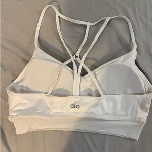 Alo Yoga Lavish Bra – White, Size L